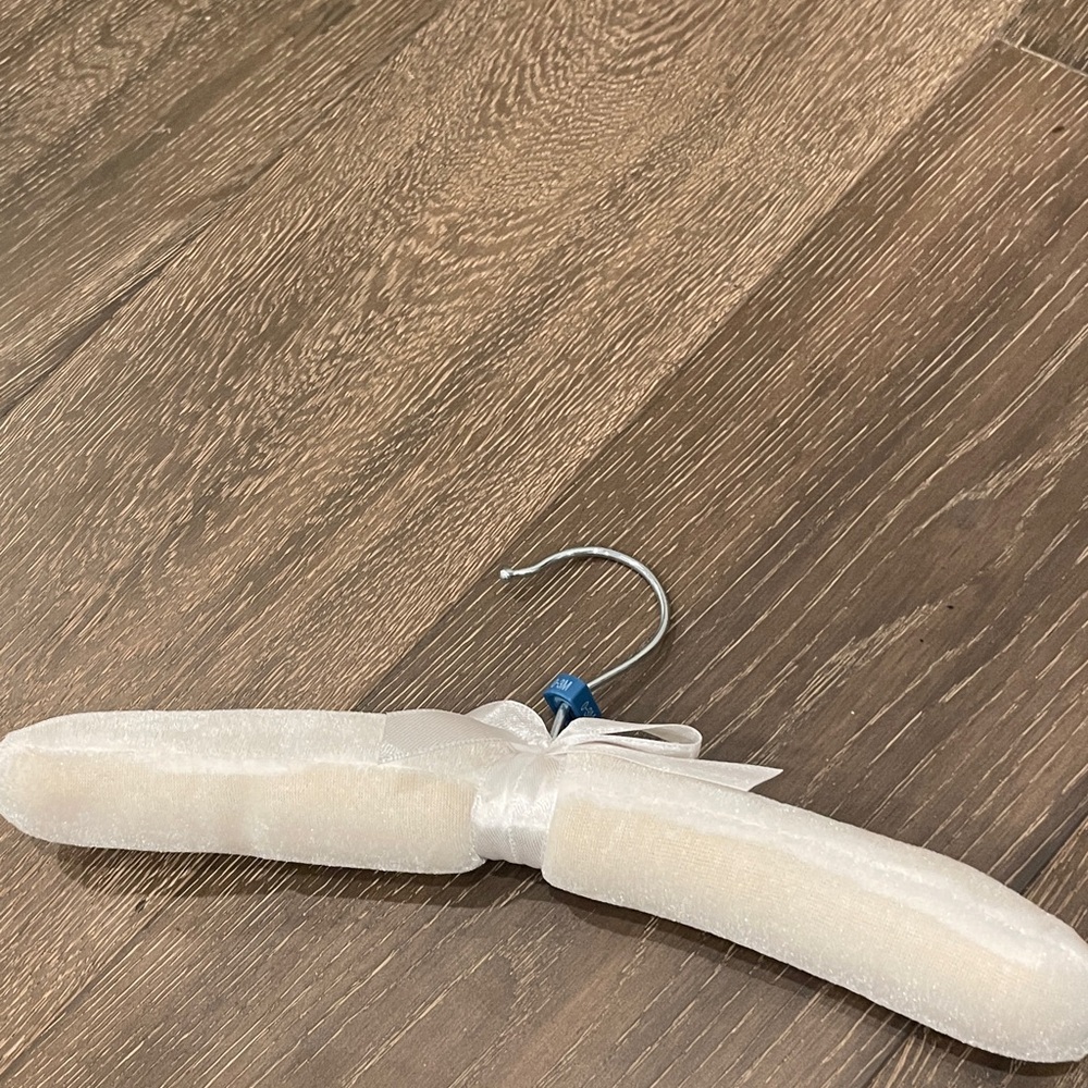 Elegant White Padded Hanger
